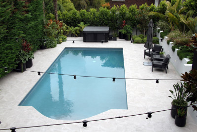 Mellons Bay Residence